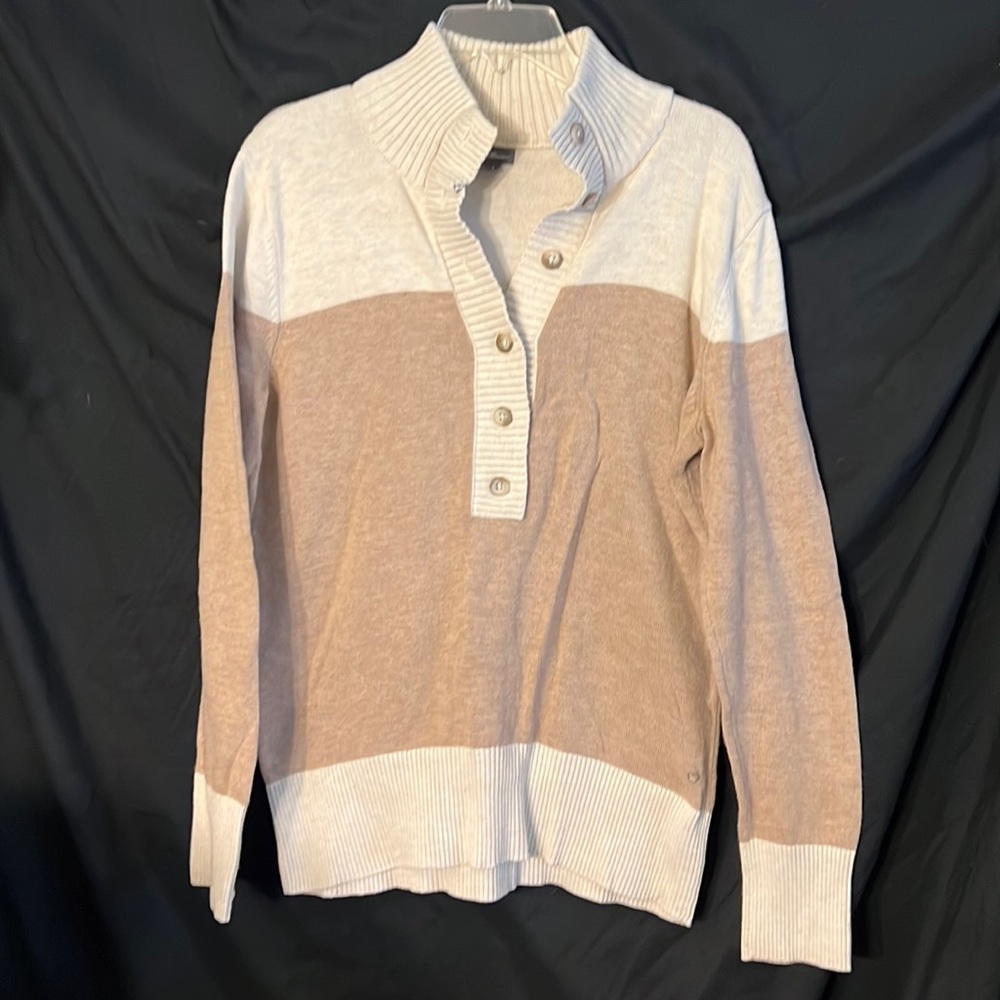 Eddie Bauer cream  and tan sweater L